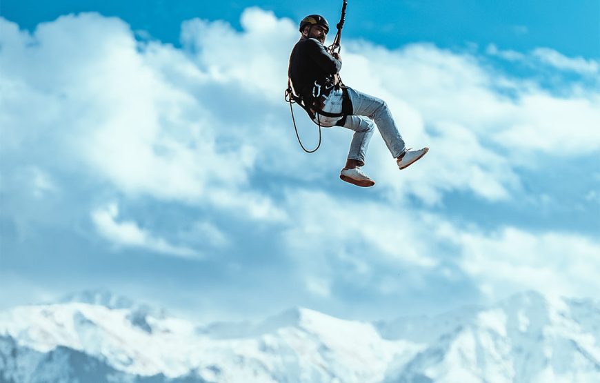 Gorilla Rope Jumping