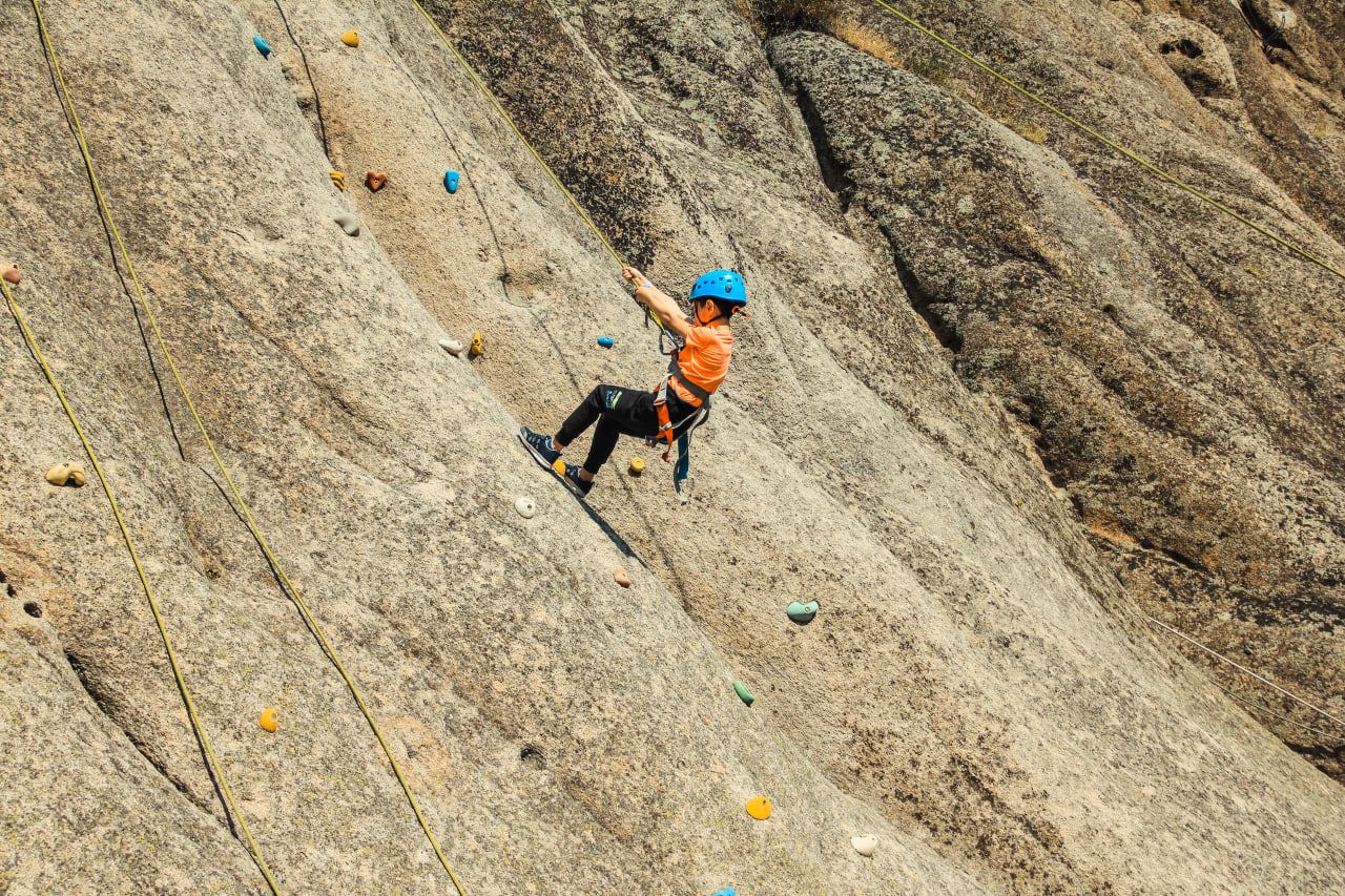 Climbing Wall Park | Активности для детей Алматы